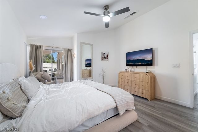 3312 Pond Run Circle, Las Vegas, NV 89117