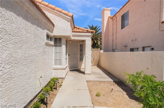 3312 Pond Run Circle, Las Vegas, NV 89117