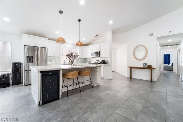 3312 Pond Run Circle, Las Vegas, NV 89117