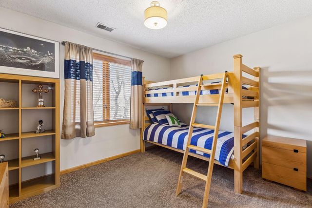 1515 Broken Oak Court, Lino Lakes, MN 55038