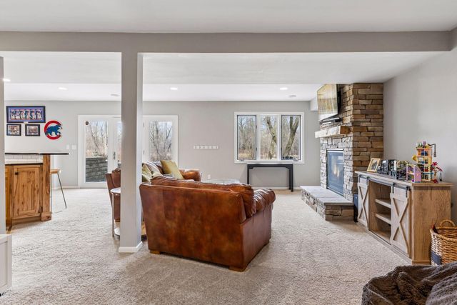 1515 Broken Oak Court, Lino Lakes, MN 55038