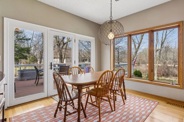 1515 Broken Oak Court, Lino Lakes, MN 55038