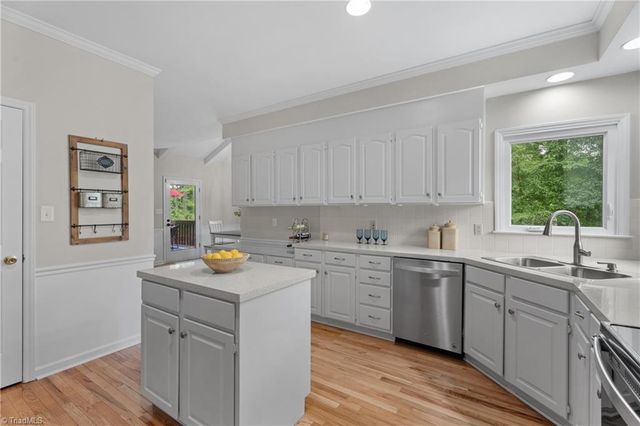 604 Barkworth Road, Clemmons, NC 27012
