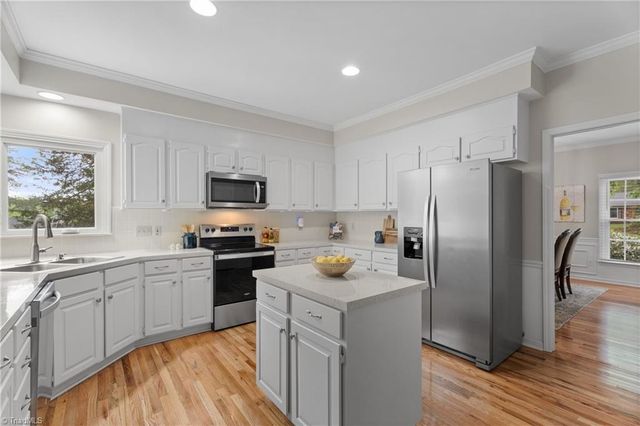 604 Barkworth Road, Clemmons, NC 27012