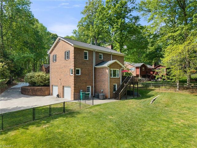 604 Barkworth Road, Clemmons, NC 27012