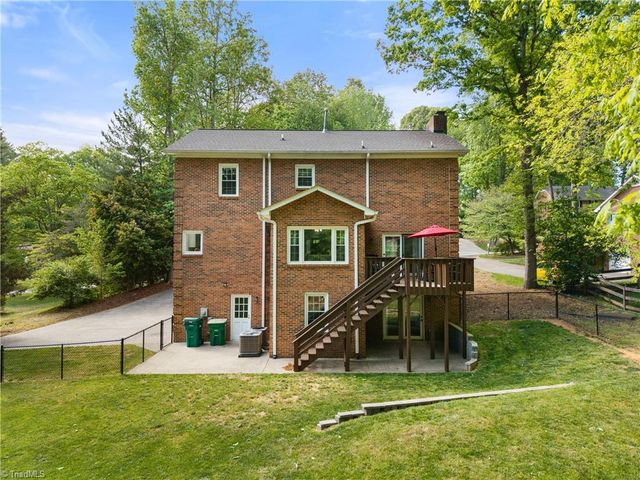 604 Barkworth Road, Clemmons, NC 27012