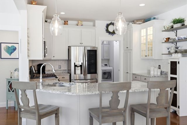 101 White Clover Trl, Plymouth, MA 02360