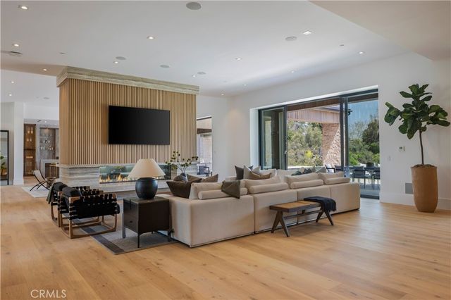 24105 HIDDEN RIDGE Road, Hidden Hills, CA 91302