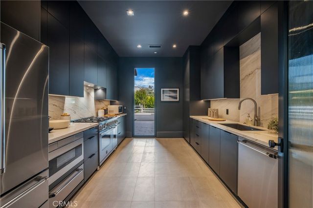 24105 HIDDEN RIDGE Road, Hidden Hills, CA 91302