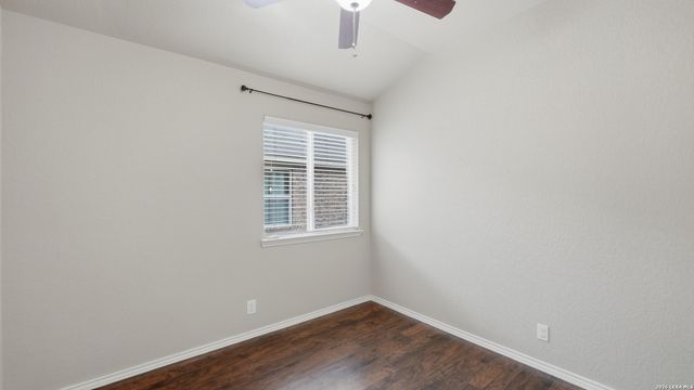 263 Limestone creek, New Braunfels, TX 78130