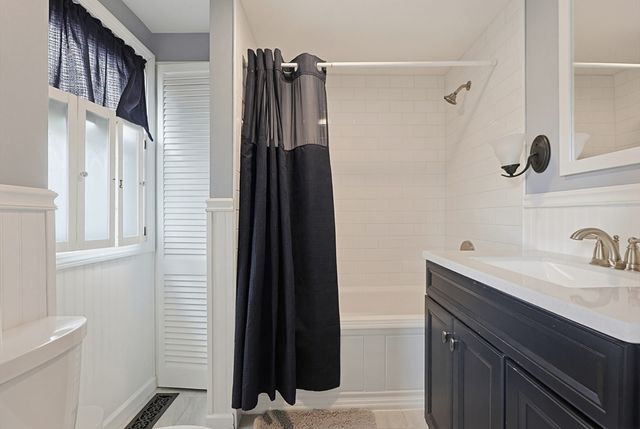 453 E 5th St, Boston, MA 02127