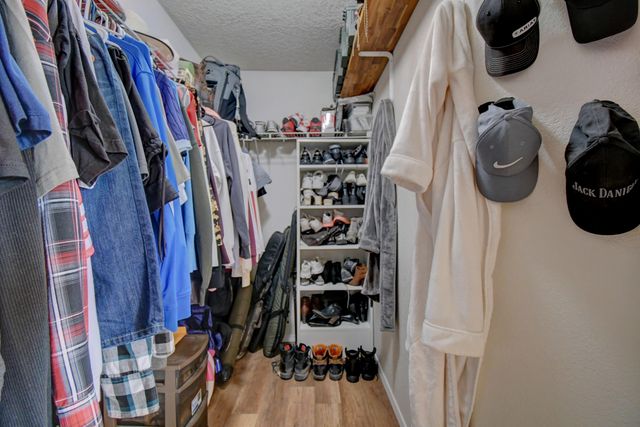 76 Avenida Jardin, Los Lunas, NM 87031