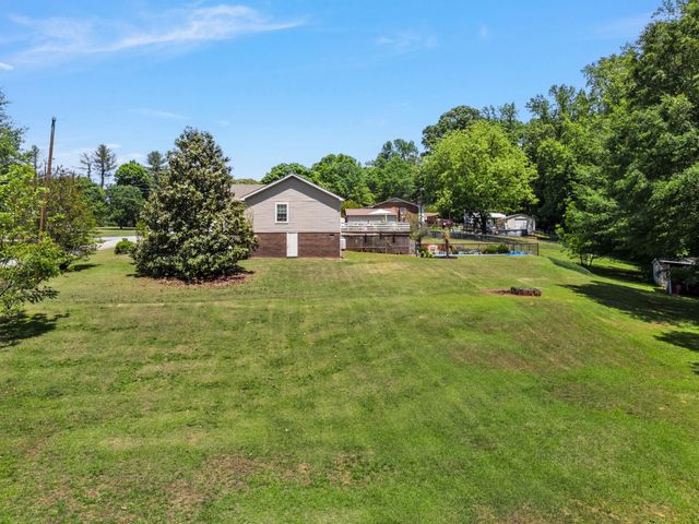 111 Owens Drive, Inman, SC 29349