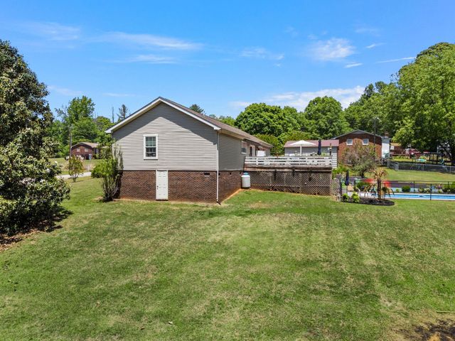 111 Owens Drive, Inman, SC 29349