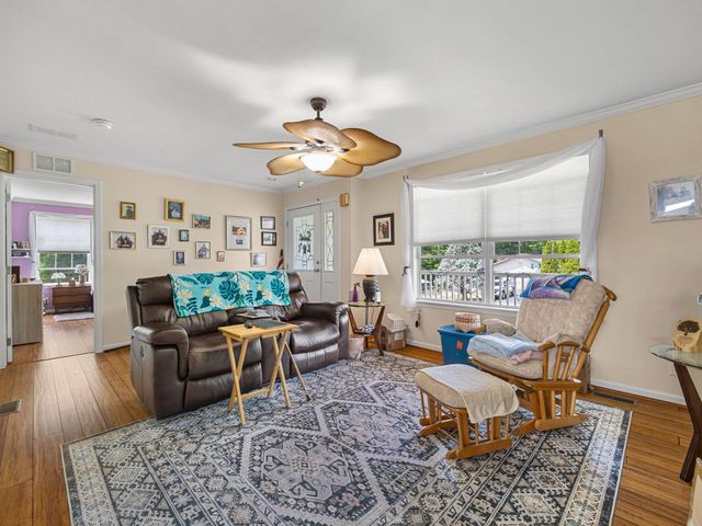 111 Owens Drive, Inman, SC 29349
