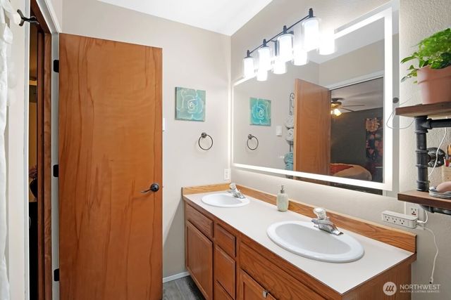 25 Clemons, Montesano, WA 98563