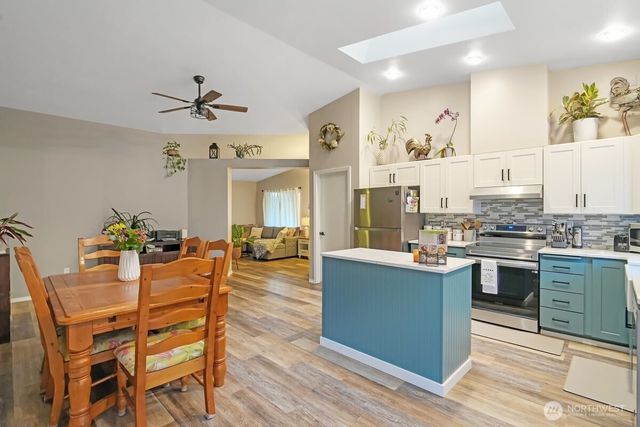 25 Clemons, Montesano, WA 98563