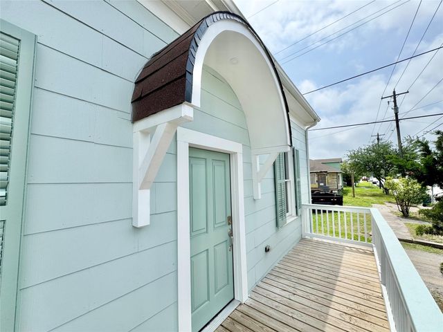 1312 35th Street, Galveston, TX 77550