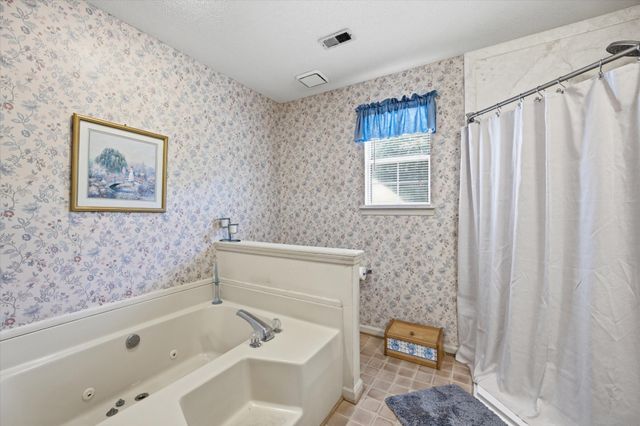 7118 Hunter Forrest Drive, Harrison, TN 37341