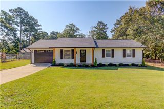 3622 Cainbridge Court, Lawrenceville, GA 30044