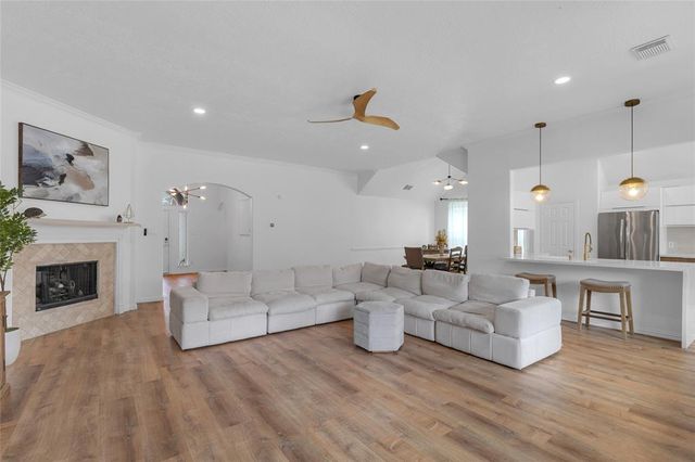 18327 Marlin Waters Drive, Humble, TX 77346