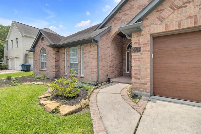 18327 Marlin Waters Drive, Humble, TX 77346