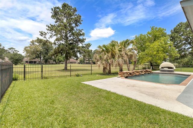 18327 Marlin Waters Drive, Humble, TX 77346