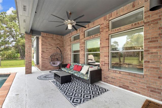 18327 Marlin Waters Drive, Humble, TX 77346