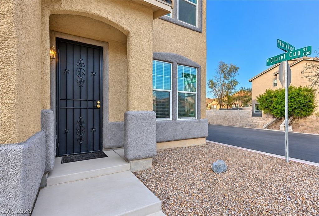 Image 2 of property listing at 2704 Wooly Rose Avenue, Las Vegas, NV 89106