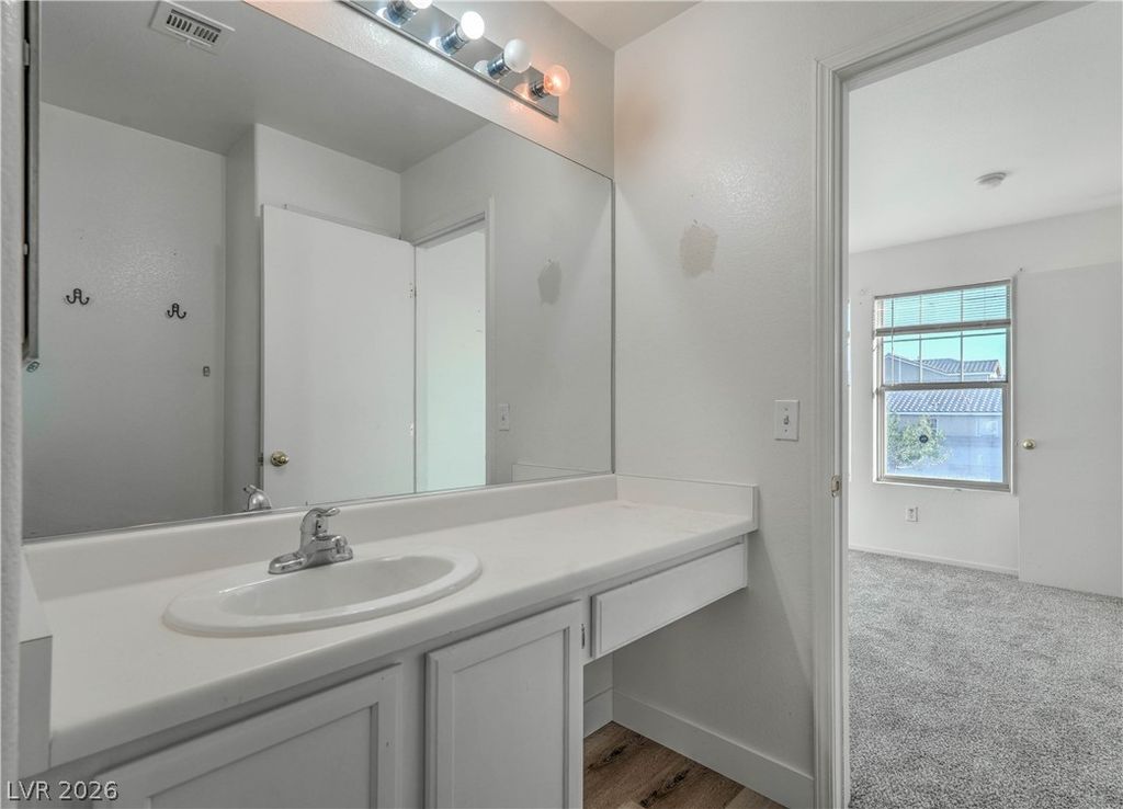 Image 20 of property listing at 2704 Wooly Rose Avenue, Las Vegas, NV 89106