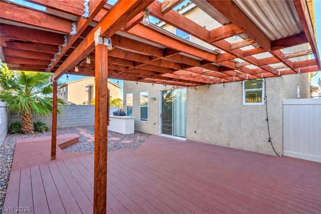 Image 25 of property listing at 2704 Wooly Rose Avenue, Las Vegas, NV 89106