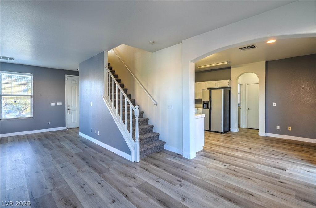 Image 4 of property listing at 2704 Wooly Rose Avenue, Las Vegas, NV 89106