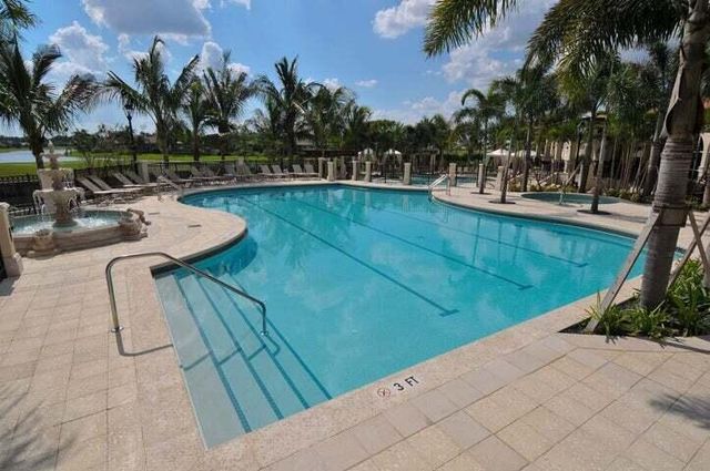8914 Brittany Lakes Drive, Boynton Beach, FL 33472