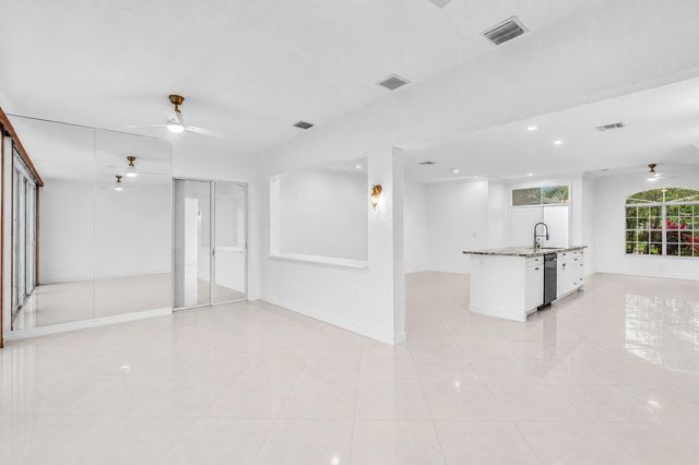 8914 Brittany Lakes Drive, Boynton Beach, FL 33472