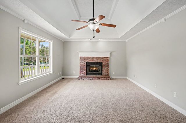 187 S Palmers Chapel Rd, White House, TN 37188