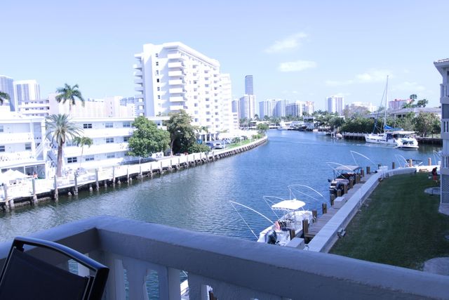 440 Paradise Isle Boulevard 303, Hallandale Beach, FL 33009