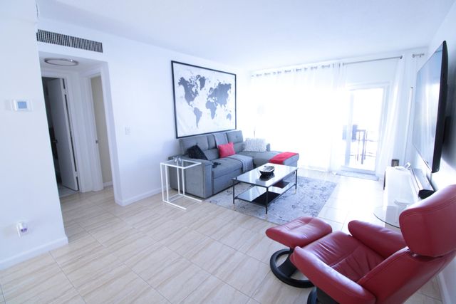 440 Paradise Isle Boulevard 303, Hallandale Beach, FL 33009