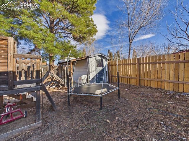 706 Airlane Avenue, Pueblo, CO 81005