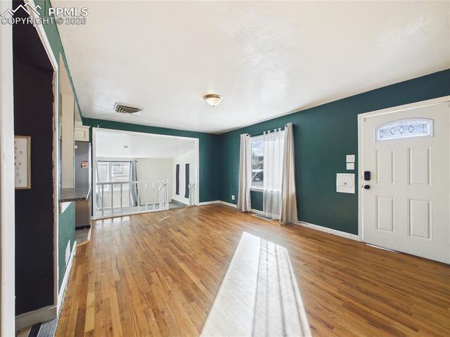 706 Airlane Avenue, Pueblo, CO 81005