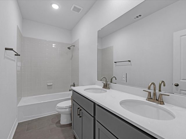 313 Redbud Ridge Drive, Brookshire, TX 77423