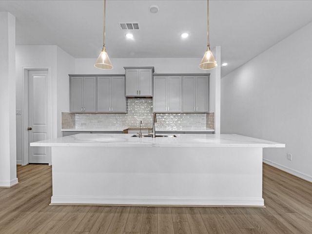 313 Redbud Ridge Drive, Brookshire, TX 77423