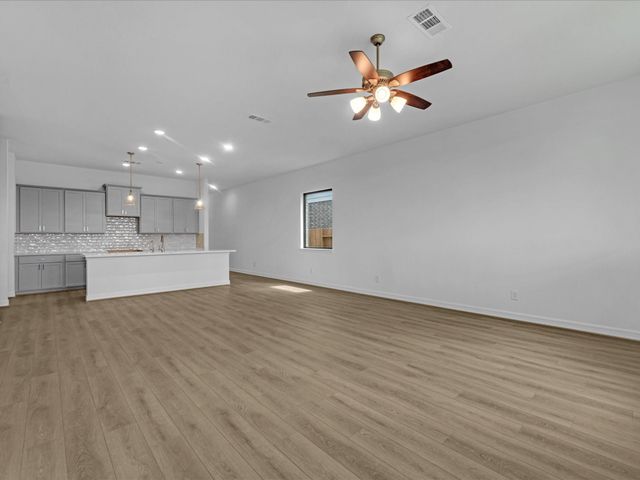 313 Redbud Ridge Drive, Brookshire, TX 77423