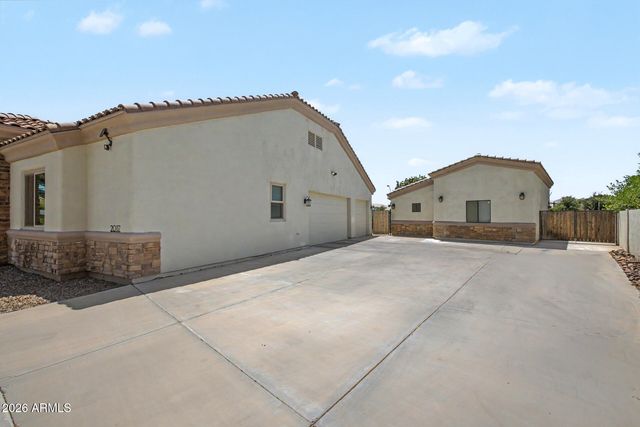 20117 E CALLE DE FLORES --, Queen Creek, AZ 85142