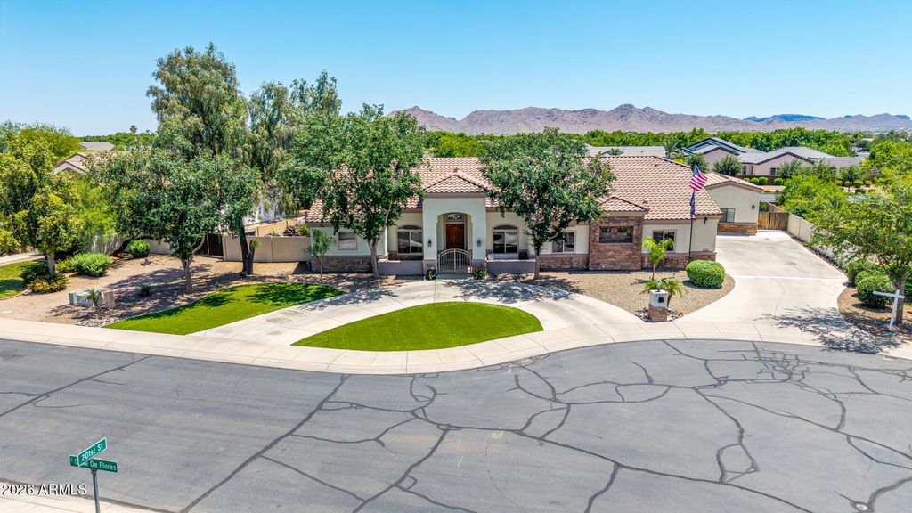 Image 85 of property listing at 20117 E CALLE DE FLORES --, Queen Creek, AZ 85142