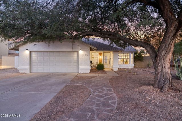 16209 N 16TH Street, Phoenix, AZ 85022