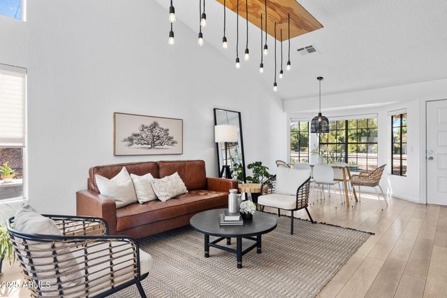 16209 N 16TH Street, Phoenix, AZ 85022