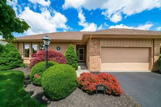 4298 Weybridge Court, Powell, OH 43065