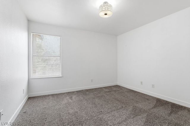 5121 Lindell Road 206, Las Vegas, NV 89118