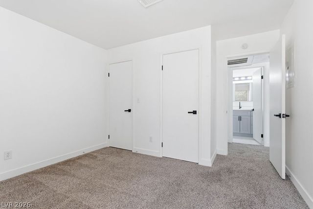 5121 Lindell Road 206, Las Vegas, NV 89118