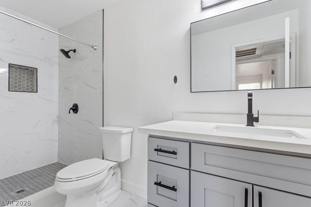 5121 Lindell Road 206, Las Vegas, NV 89118